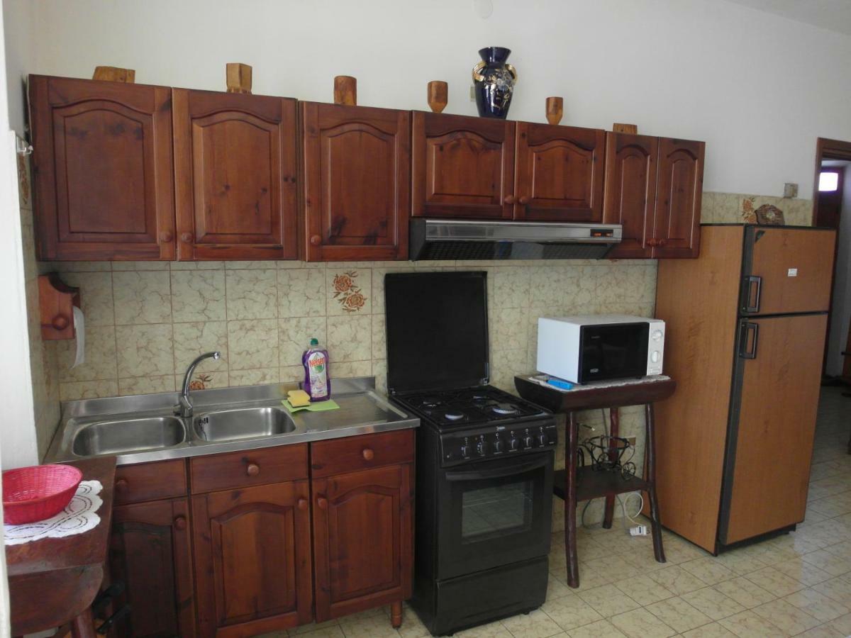 Apartment Via Montenegro Ghilarza Exterior photo